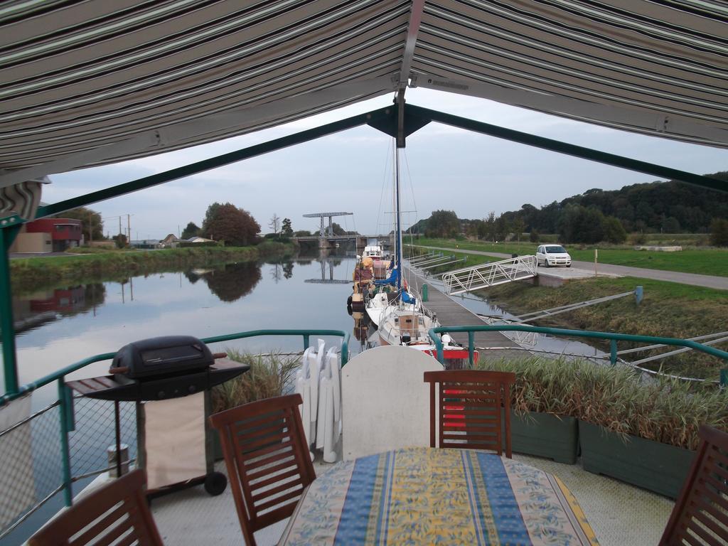 Gite Fluvial De La Baie De Somme Le Lihoury Saint-Valery-sur-Somme Exterior photo
